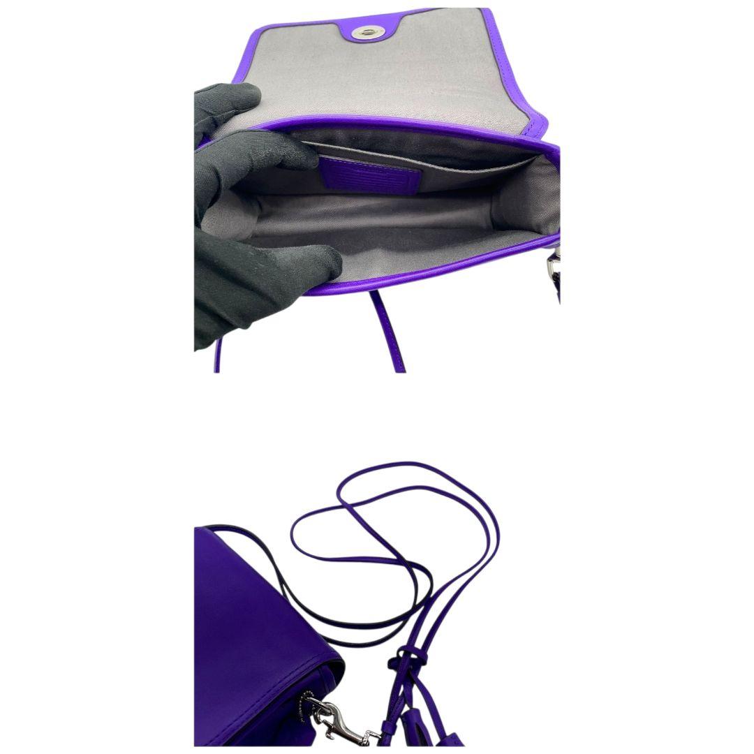 美品 COACH コーチ ショルダーバッグ パープル レガシー ターンロック フラップ 斜め掛け可 タッセル レザー 本革 シルバー金具 ロゴ u6