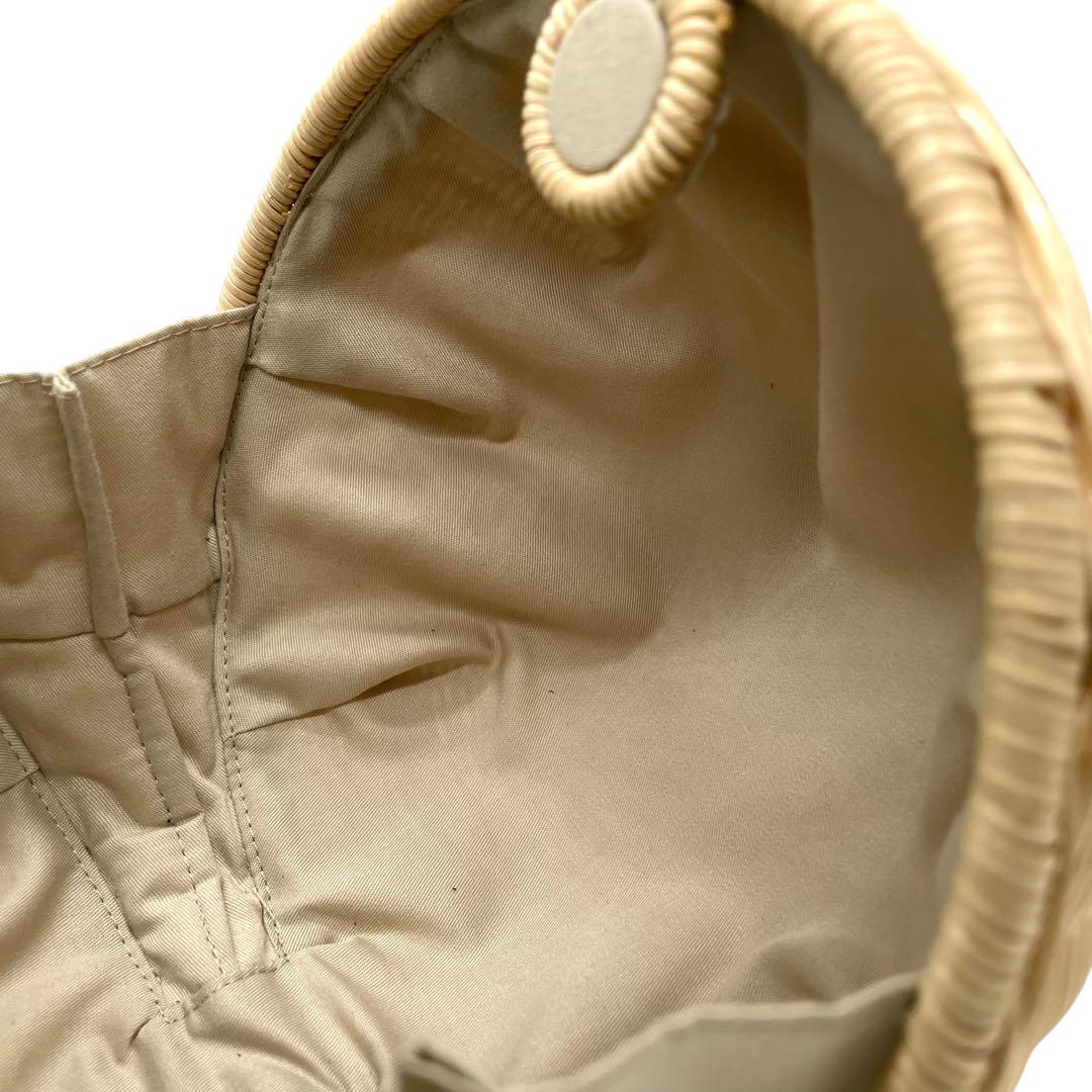 美品 マニマリス フルムーンバスケット かごバッグ 丸型 ショルダーバッグ クロスボディー 牛革ベルト付き コンパクト ベージュ ブラック ゴールド金具 MANIMARIS レディース