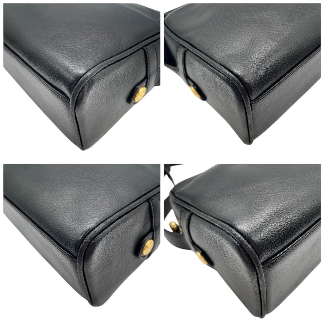 美品 BURBERRY バーバリー ショルダーバッグ ブラック レザー 本革 ロゴプレート 斜め掛け可 ゴールド金具 Burberrys s9