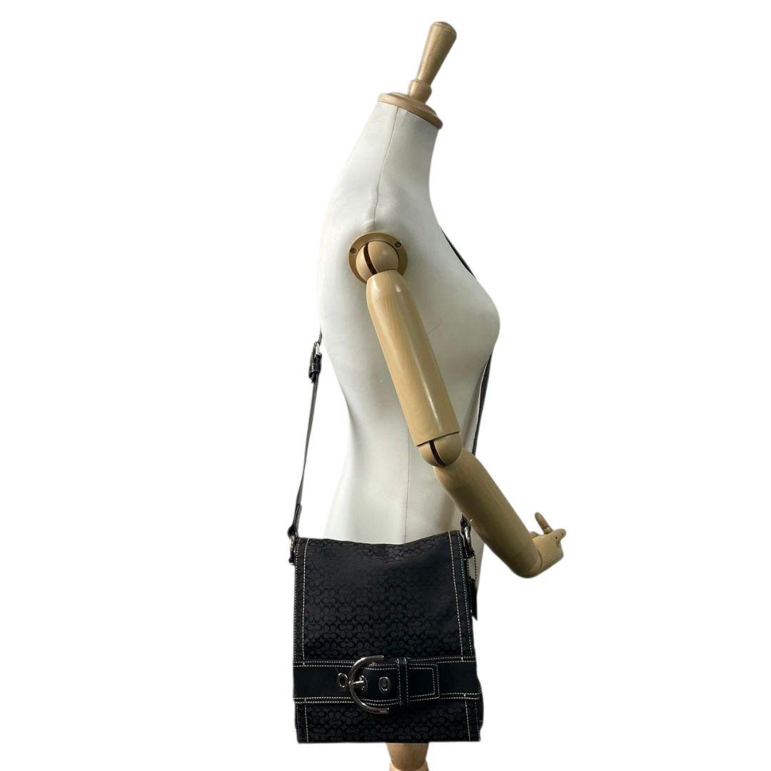 コーチ ショルダーバッグ 黒 ブラック シグネチャー フラップ 斜め掛け可 レザー 本革 キャンバス s35 C05Q-3644 シルバー金具 ロゴタグ オシャレ COACH