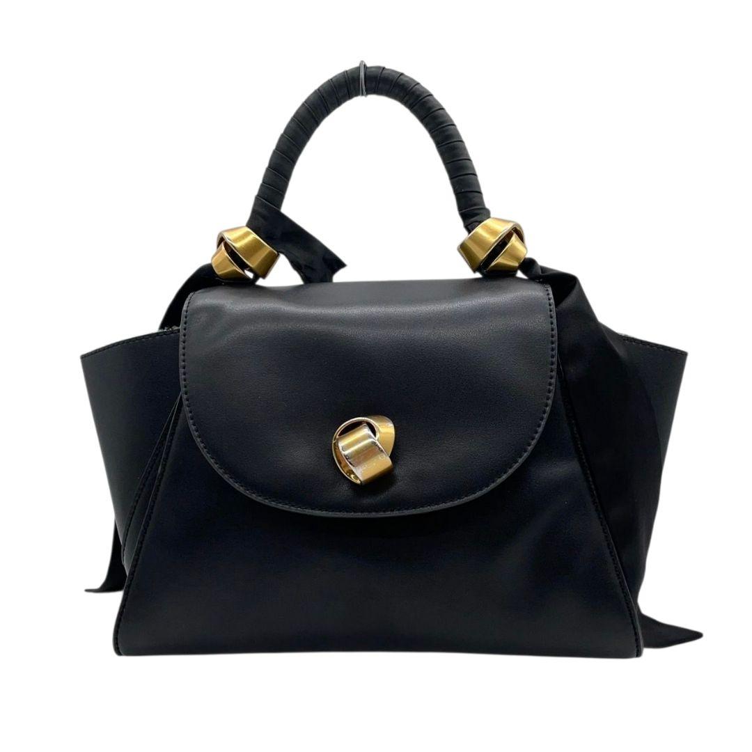 美品 チャールズアンドキース ハンドバッグ 黒 フラップ 2way 斜め掛け可 T4 ショルダーバッグ トートバッグ CHARLES & KEITH レザー 本革 ロゴ ゴールド金具 自立可 ブラック