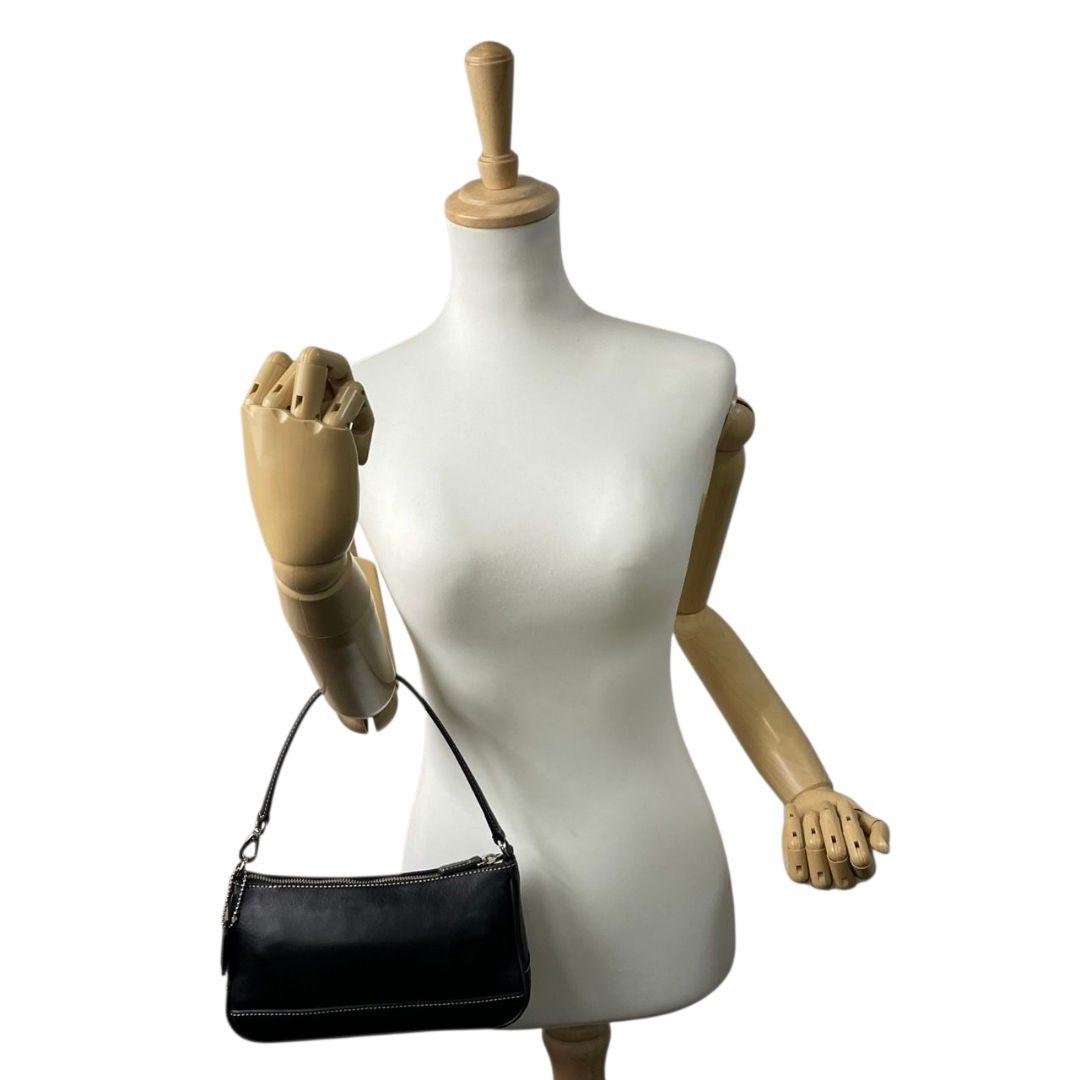 美品 コーチ ハンドバッグ 黒 ブラック ワンショルダー トートバッグ レザー 本革 肩掛け可 シルバー金具 ロゴタグ 本物保証 鑑定済 オシャレ COACH 7785 s15