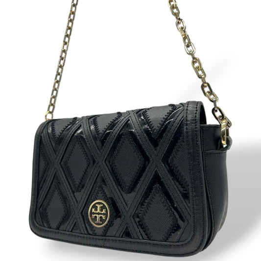 トリーバーチ フレミング ショルダーバッグ ブラック チェーン レザー フラップ ロゴプレート ゴールド金具 斜め掛け可 クラッチバッグ ハンドバッグ 本革 鑑定済 スピード発送