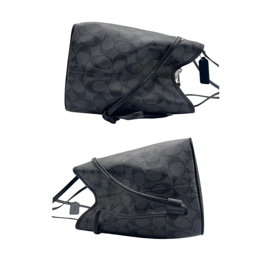 コーチ　トートバッグ　ブラック　シグネチャー　巾着　ワンショルダー　PVC　ハンドバッグ　肩掛け可　肩かけ可　ロゴタグ　シルバー金具　ロゴ　COACH　F57842　オシャレ　本物保証　鑑定済　スピード発送