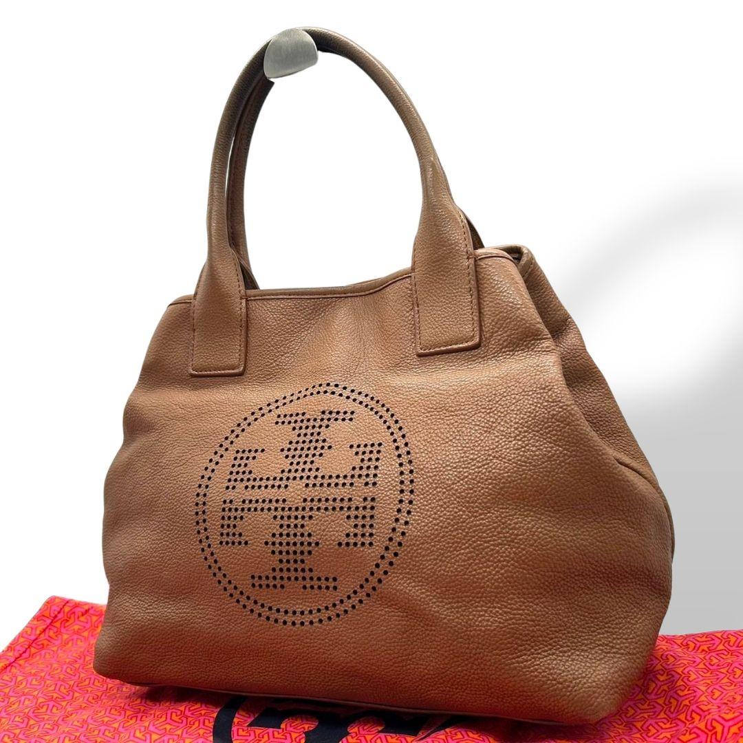TORY BURCH トリーバーチ トートバッグ ブラウン 茶 デカロゴ パンチング レザー 本革 ワンショルダー ハンドバッグ 肩掛け可 自立可 ゴールド金具 s88 おしゃれ 高級感