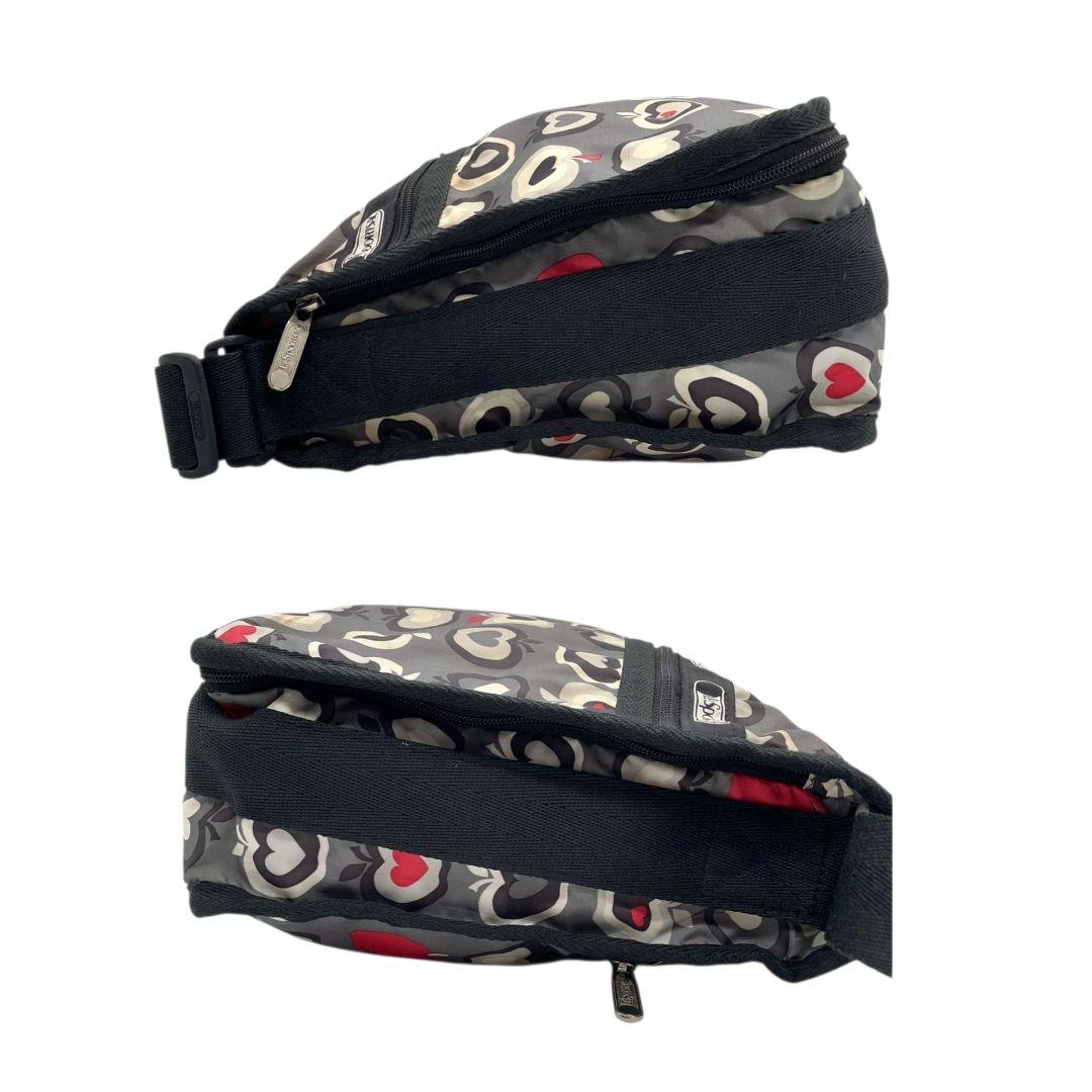 レスポートサック　ショルダーバッグ　グレー　総柄　リンゴ　斜め掛け可　T4　ナイロン　LeSportsac　ロゴ　レッド