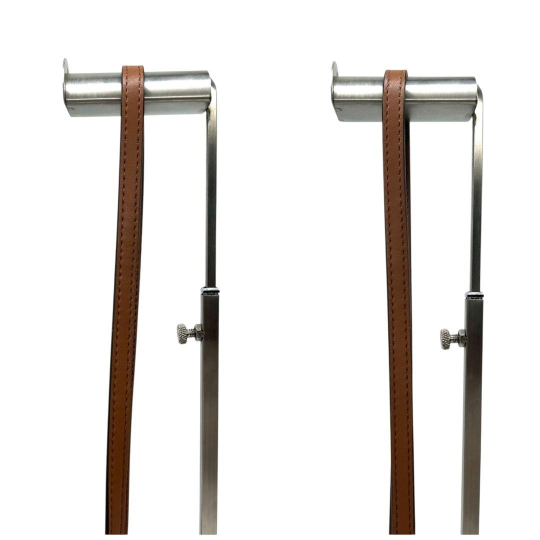 美品　マイケルコース　ショルダーバッグ　白　モノグラム　斜め掛け可　s15　PVC　レザー　本革　ホワイト　ブラウン　自立可　ゴールド金具　ロゴ　チャーム付き