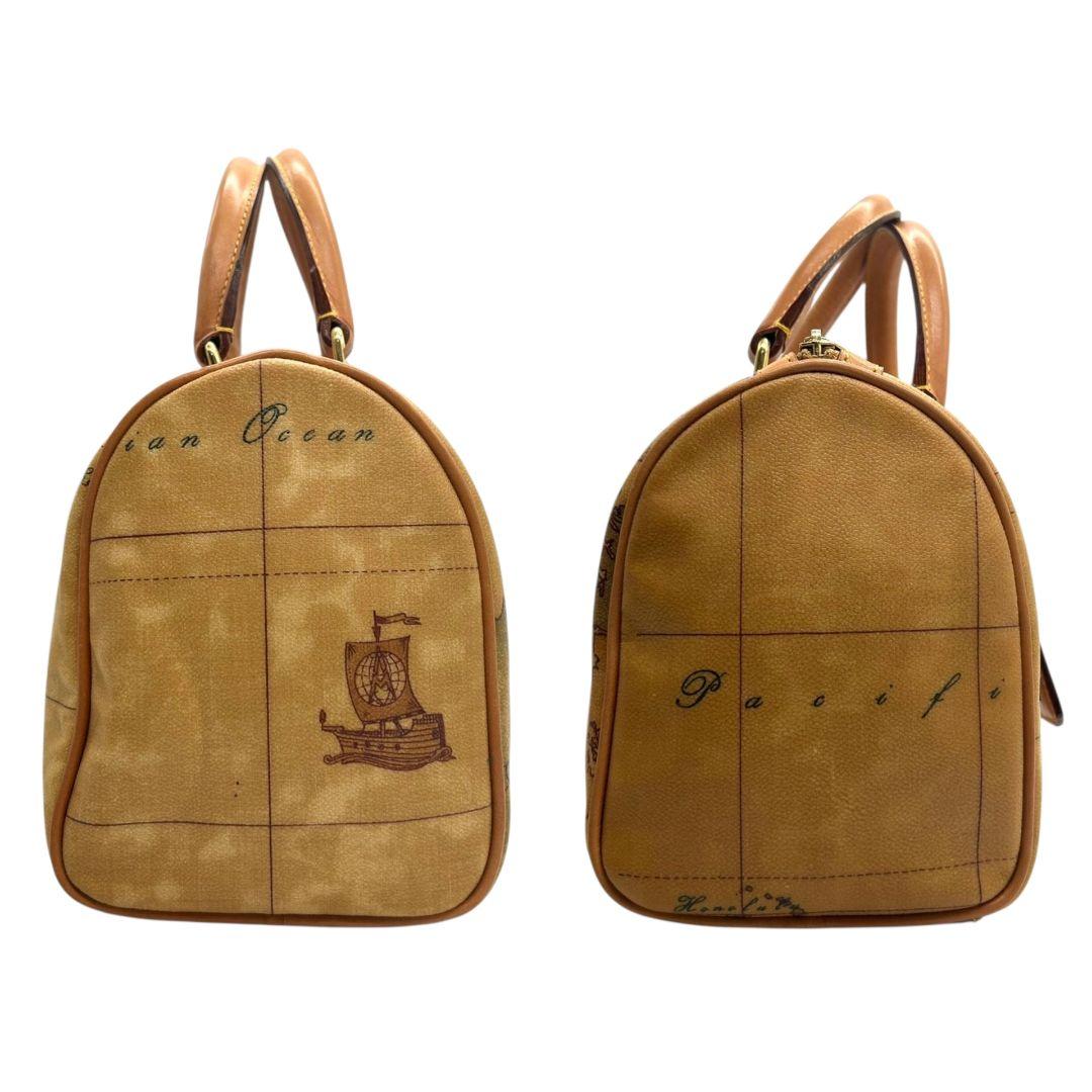 プリマクラッセ ボストンバッグ 茶 ブラウン 地図柄 世界地図 2way ショルダーバッグ ハンドバッグ トートバッグ 斜め掛け可 PVC ロゴタグ s50 PRIMA CLASSE