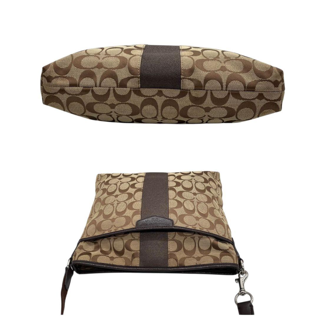 コーチ　ショルダーバッグ　茶　シグネチャー　斜め掛け可　A4収納　T7　COACH　キャンバス　レザー　本革　シルバー金具　F28502　ブラウン