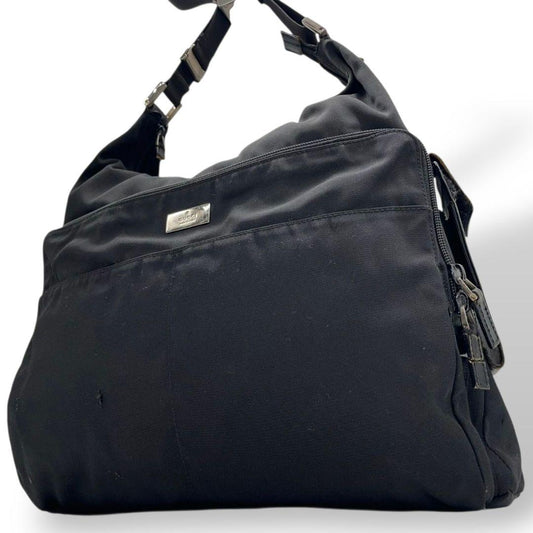 GUCCI グッチ ショルダーバッグ ブラック 黒 ホーボー ロゴプレート A4収納 ワンショル トートバッグ ハンドバッグ ナイロン レザー シルバー金具 s57 上品 高級感