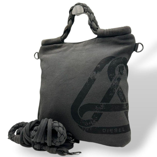 ディーゼル DIESEL トートバッグ グレー スウェード デカロゴ 2way ハンドバッグ ショルダーバッグ A4収納 斜め掛け可 編み込み デザイン Vロゴ s55
