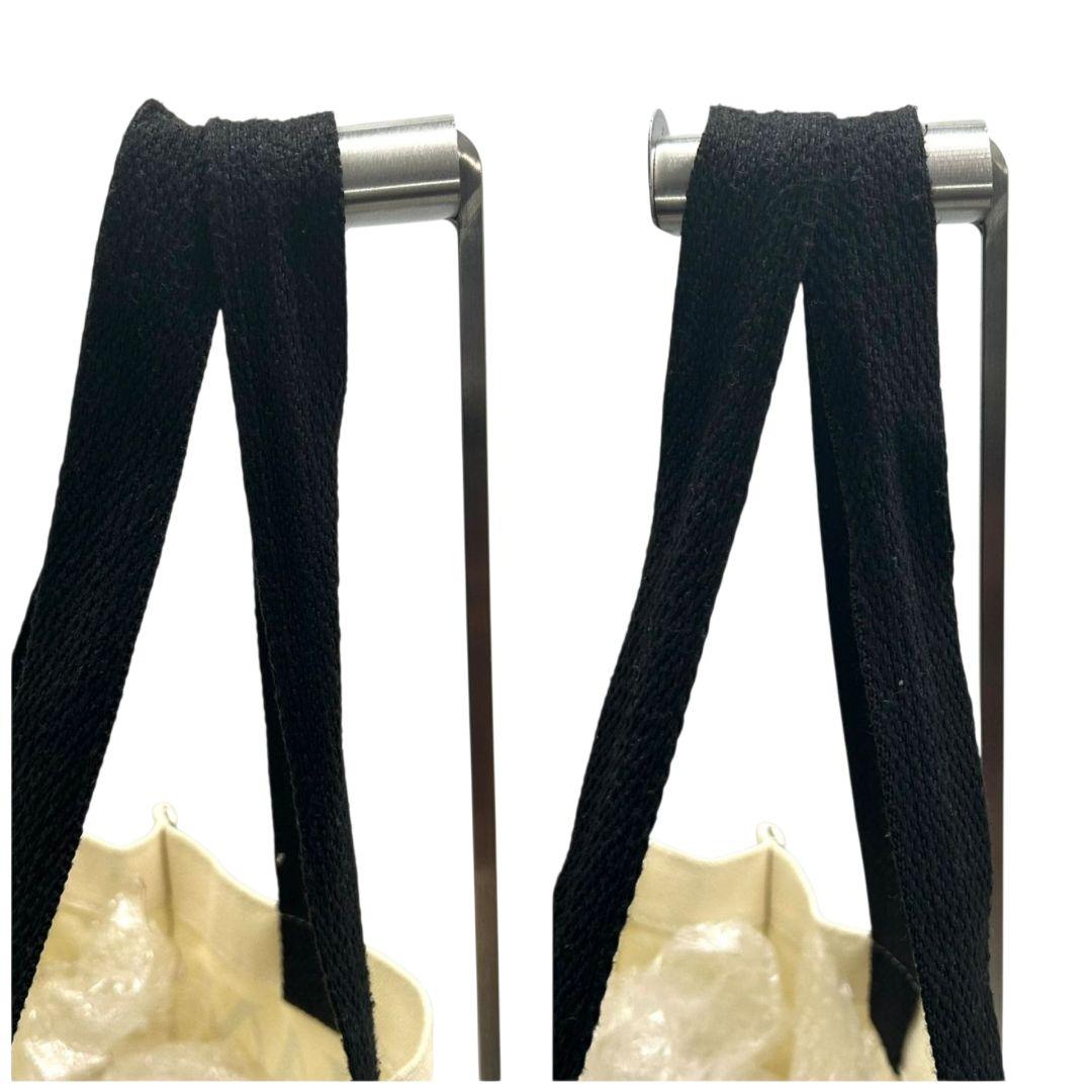 ディオール　トートバッグ　白　デカロゴ　V&A　キャンバス　黒　A4収納　T7　ハンドバッグ　ホワイト　ブラック　肩掛け可　Christian Dior