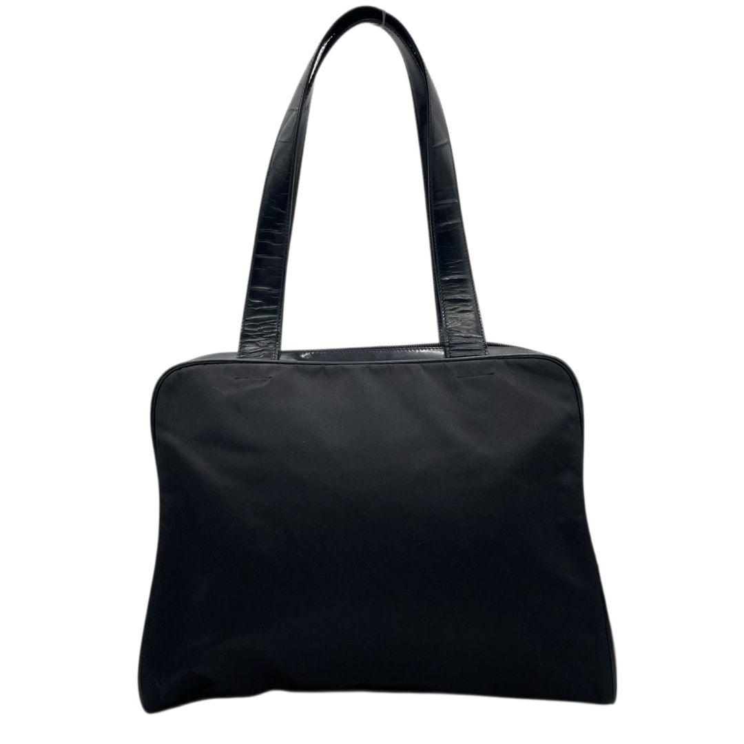 プラダ PRADA ハンドバッグ テスート ナイロン レザー エナメル 黒 ブラック 三角ロゴプレート A4収納 ワンショルダー トートバッグ 肩掛け可 z2 31