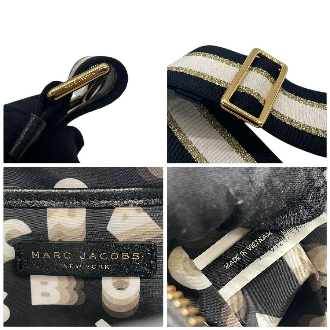 MARC JACOBS マークジェイコブス ショルダーバッグ ブラック 黒 デカロゴ レザー 本革 斜め掛け可 ゴールド金具 ロゴプレート s88 コンパクト 高級感 スタイリッシュ