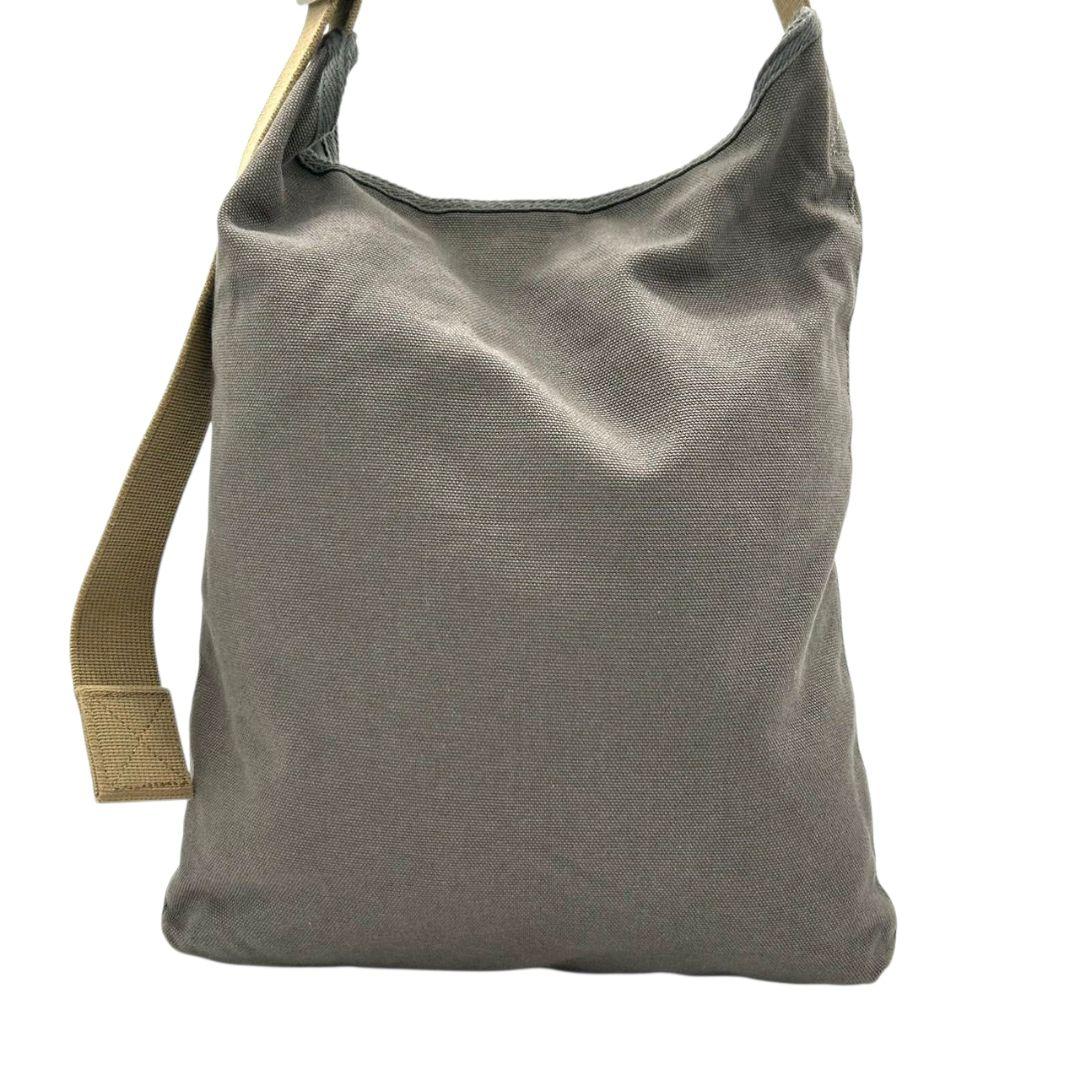 美品 HUNTING WORLD ハンティングワールド ショルダーバッグ ボルネオ 斜め掛け可 グレー×ブラウン キャンバス ブランドロゴ A4収納 E6