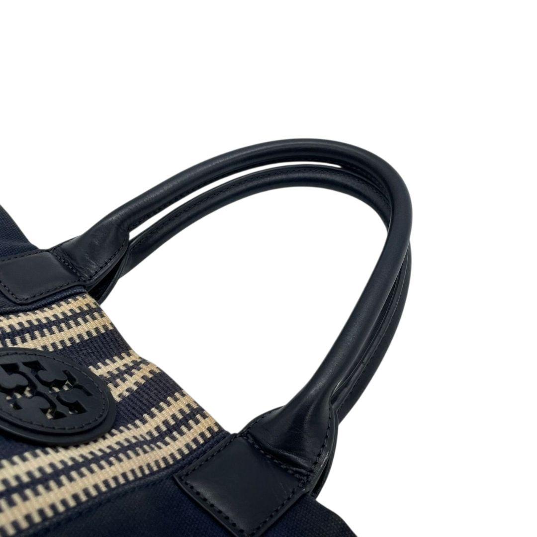 トリーバーチ TORY BURCH トートバッグ 紺 ネイビー ベージュ デカロゴ ストライプ ワンショルダー A4収納 肩掛け可 キャンバス レザー 本革 ゴールド金具 ロゴプレート ハンドバッグ u10