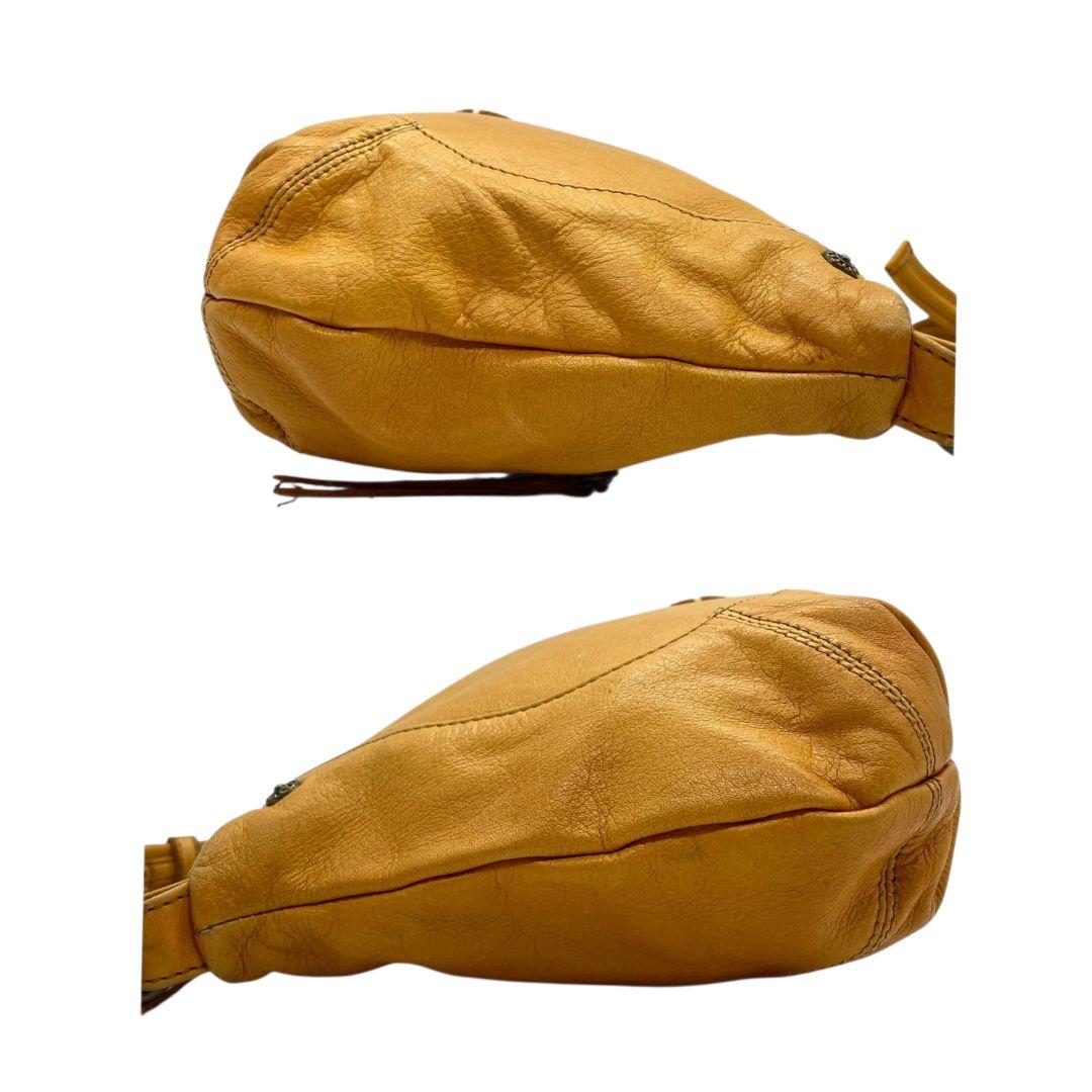 ダコタ Dakota ショルダーバッグ 黄 イエロー ホーボー レザー 本革 ロゴ ロゴプレート 斜め掛け可 T1 レディース