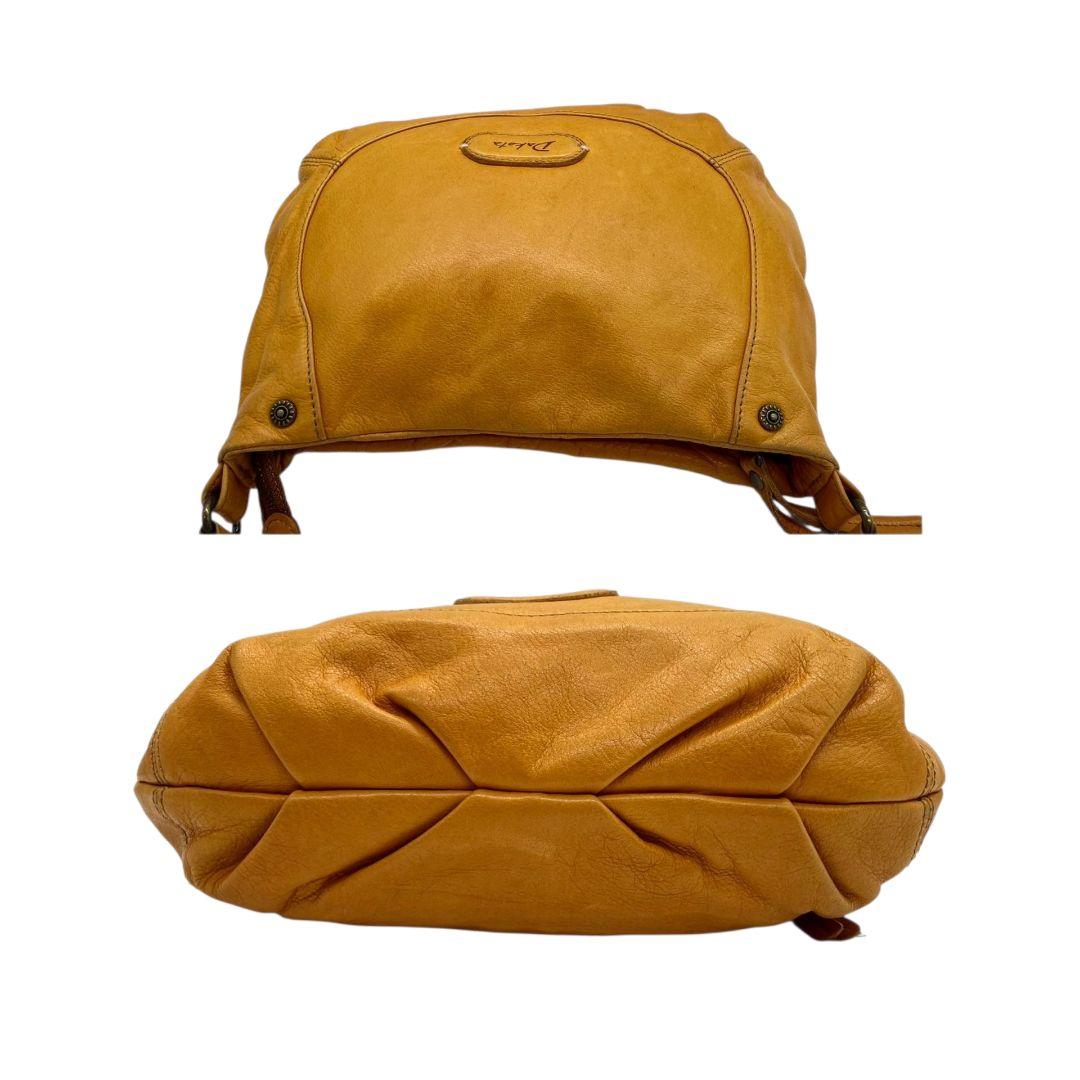 ダコタ Dakota ショルダーバッグ 黄 イエロー ホーボー レザー 本革 ロゴ ロゴプレート 斜め掛け可 T1 レディース