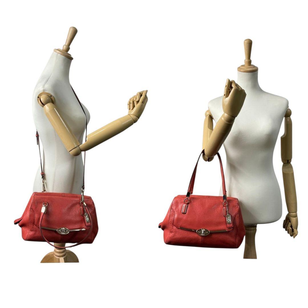 コーチ ハンドバッグ 赤 ターンロック 2way 斜め掛け可 レザー T6 ショルダーバッグ トートバッグ 本革 オレンジ ゴールド金具 ロゴタグ 25169