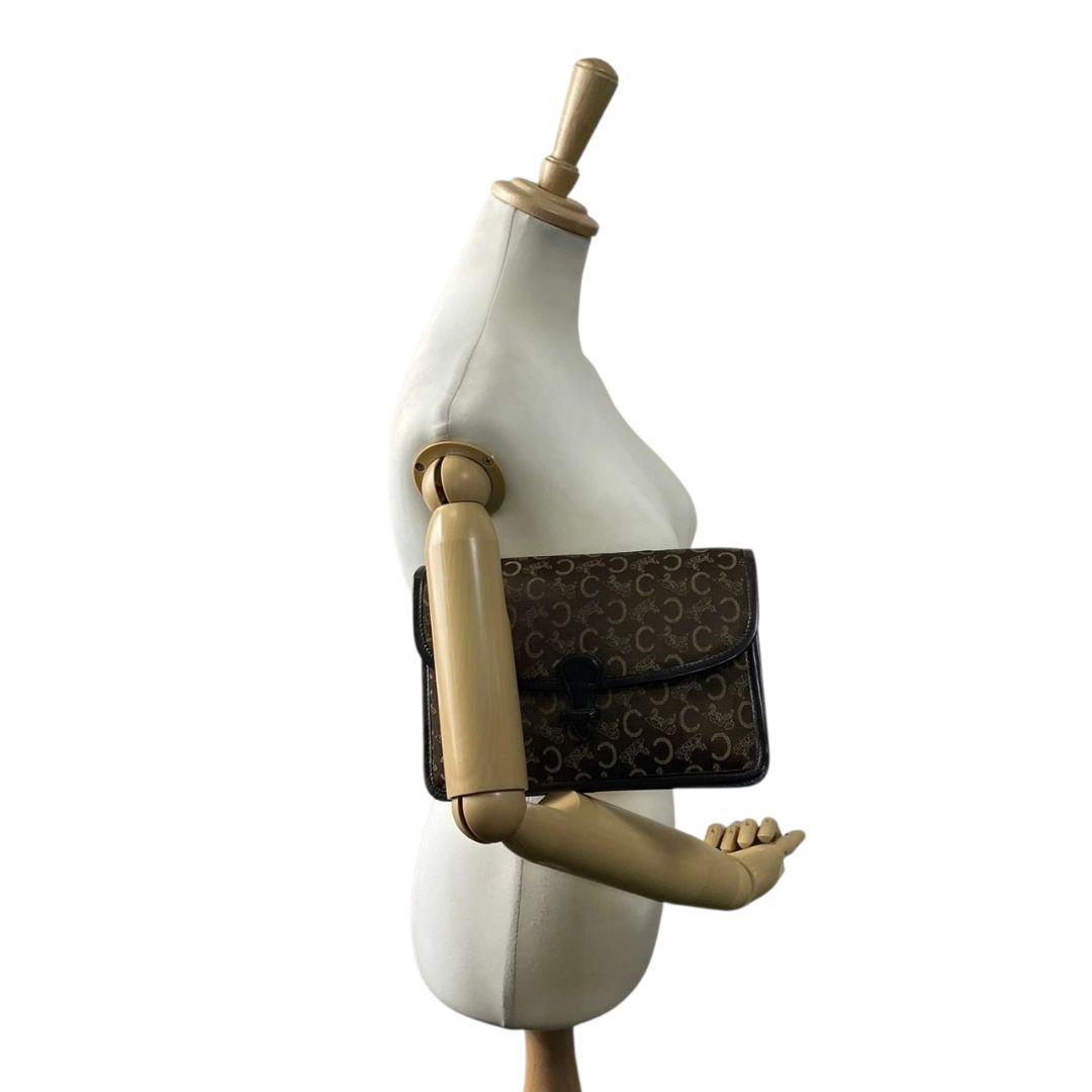 CELINE セリーヌ クラッチバッグ ブラウン 茶 Cマカダム 総柄 フラップ 馬車金具 セカンドバッグ キャンバス レザー 本革 u15 ヴィンテージ 上品 高級感