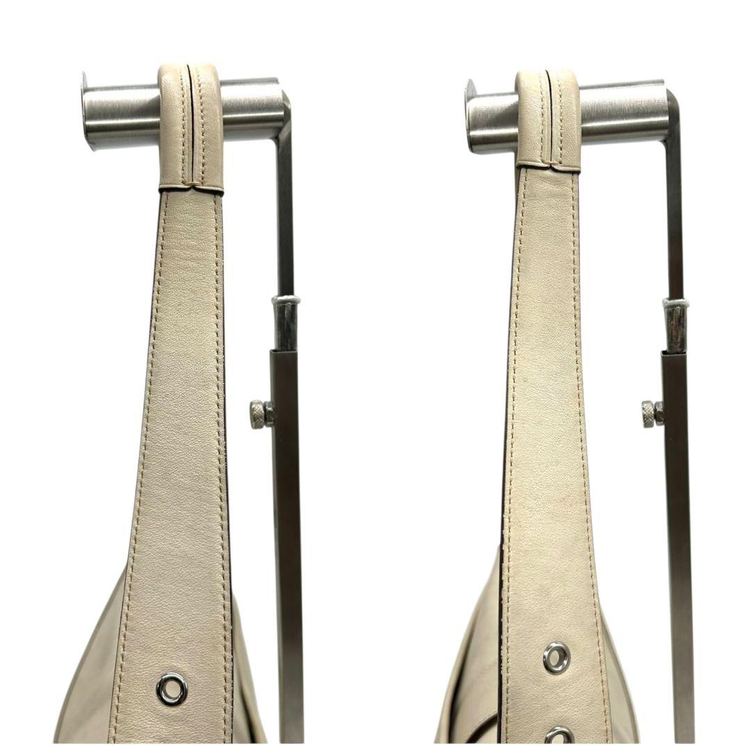 コーチ ショルダーバッグ 白 ソーホー フラップ レザー ワンショル s82 9248 肩掛け可 肩かけ可 ハンドバッグ ホワイト シルバー金具 本革 ロゴタグ COACH