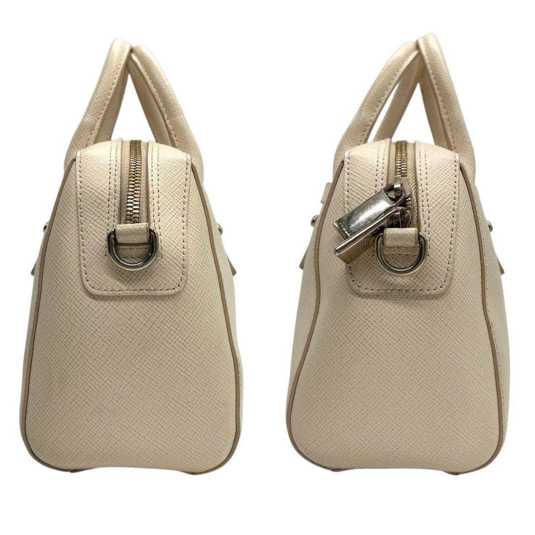 フルラ ハンドバッグ ベージュ 2way ミニボストン PVC 斜め掛け可 s15 ショルダーバッグ トートバッグ ロゴ レザー 本革 ゴールド金具 シルバー金具 FURLA