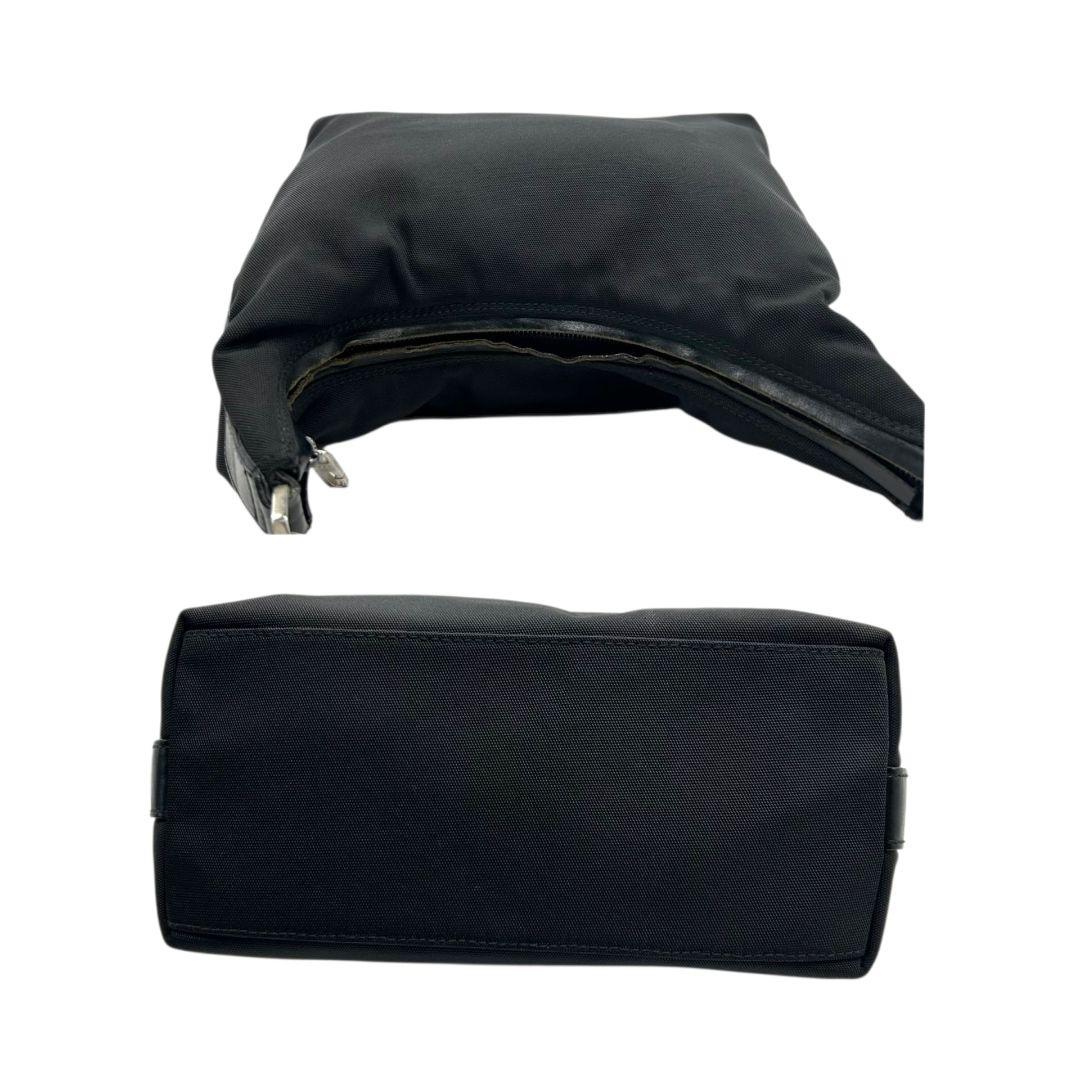 グッチ ハンドバッグ 黒 ワンショルダー ナイロン レザー GUCCI トートバッグ 自立可 肩掛け可 ブラック 本革 シルバー金具 0013766 002058