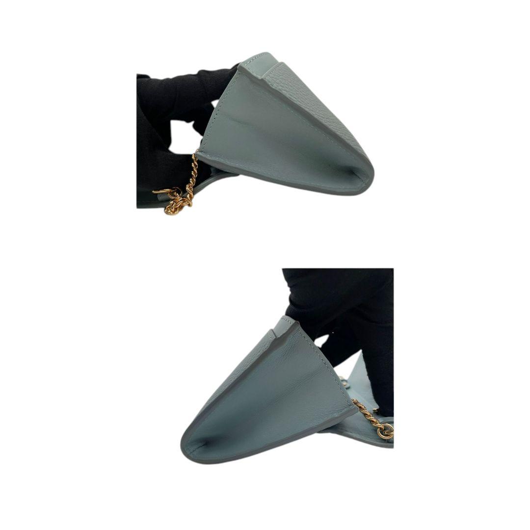 美品 クロエ ショルダーバッグ ショルダーウォレット チェーンウォレット アビー ABY 水色 ブルー レザー 本革 フラップ カデナ キー ゴールド金具 本物保証 鑑定済 C24NKH s85