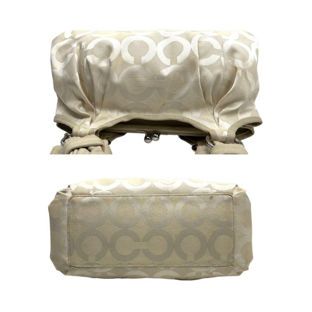 コーチ ハンドバッグ 白 ホワイト オプアート マディソン がま口 ワンショルダー トートバッグ 肩掛け可 キャンバス レザー 本革 ベージュ シルバー金具 ロゴタグ s70 COACH