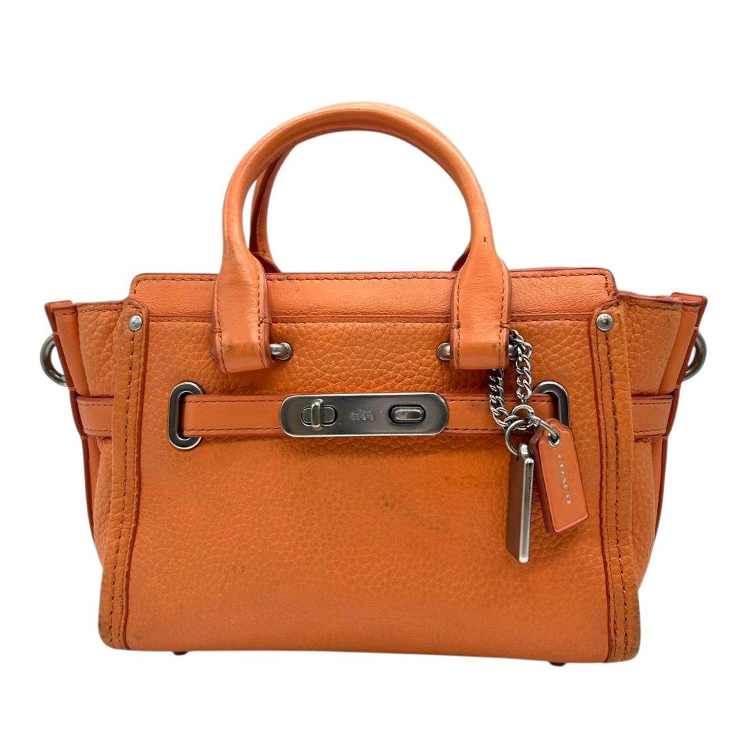 コーチ ハンドバッグ オレンジ スワッガー 2way レザー 本革 斜め掛け可 自立可 ショルダーバッグ トートバッグ シルバー金具 ロゴタグ s35 35798 COACH 上品 高級感