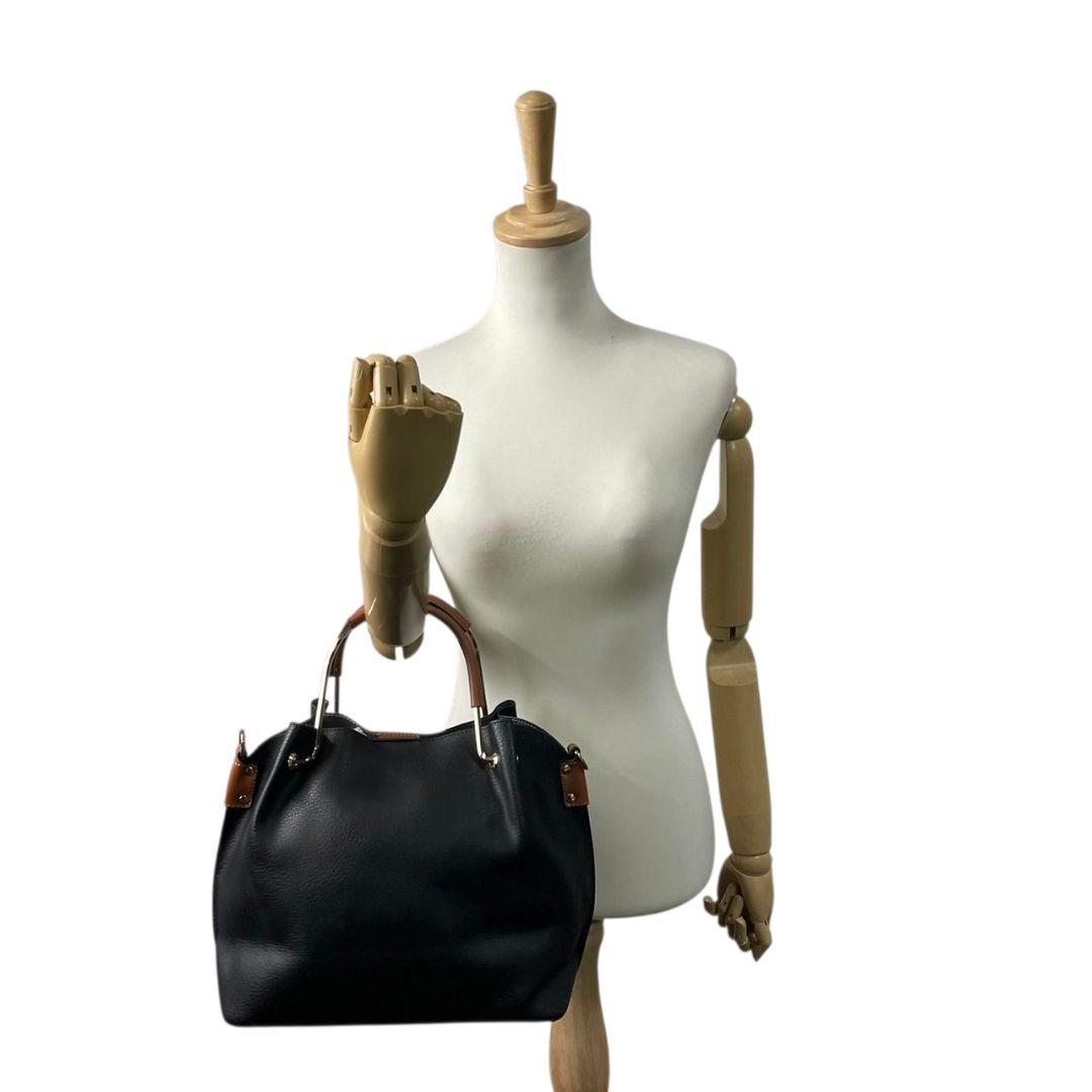 美品 ハンドバッグ 黒 A4収納 バイカラー レザー 本革 T1 トートバッグ ゴールド金具 ブラック ブラウン