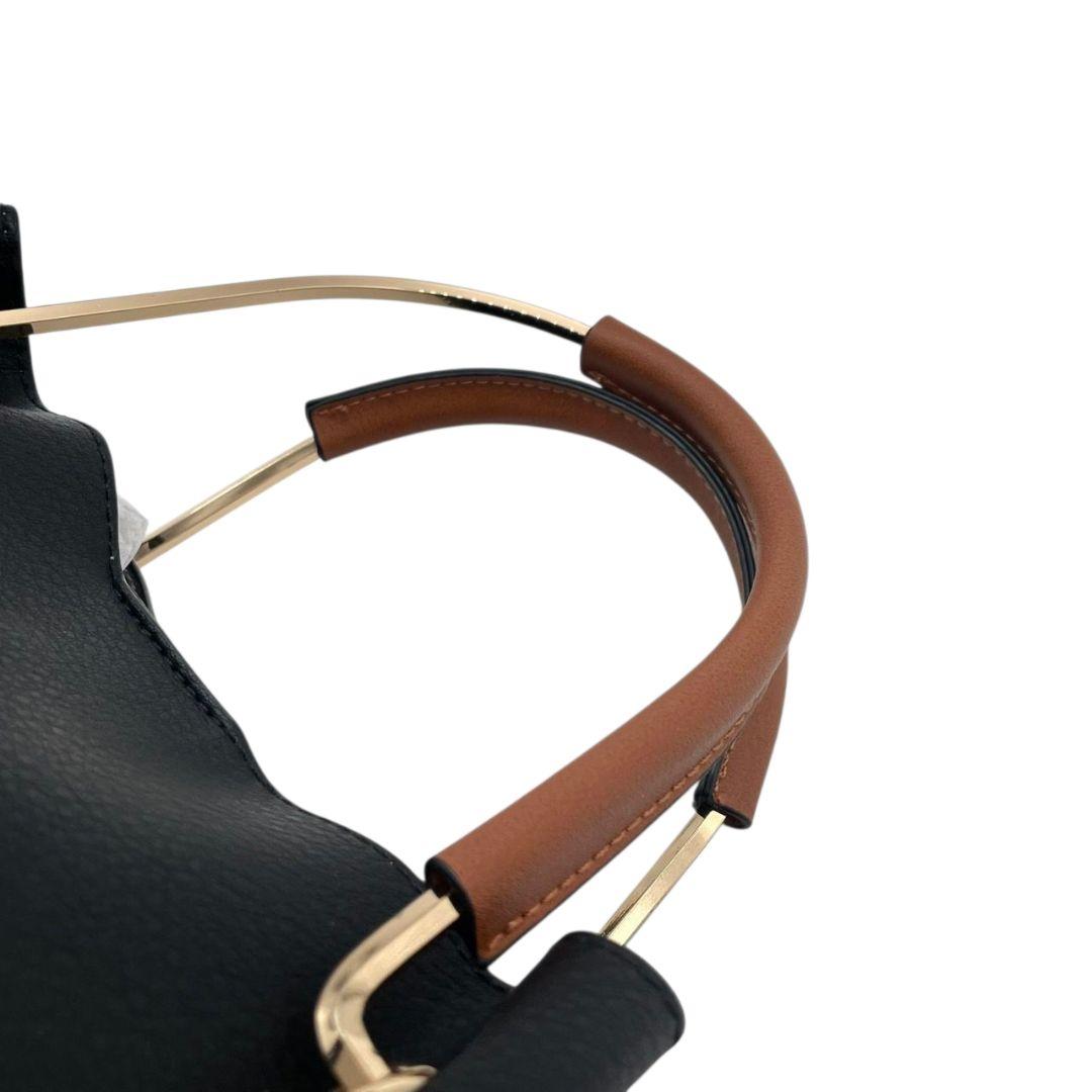 美品 ハンドバッグ 黒 A4収納 バイカラー レザー 本革 T1 トートバッグ ゴールド金具 ブラック ブラウン