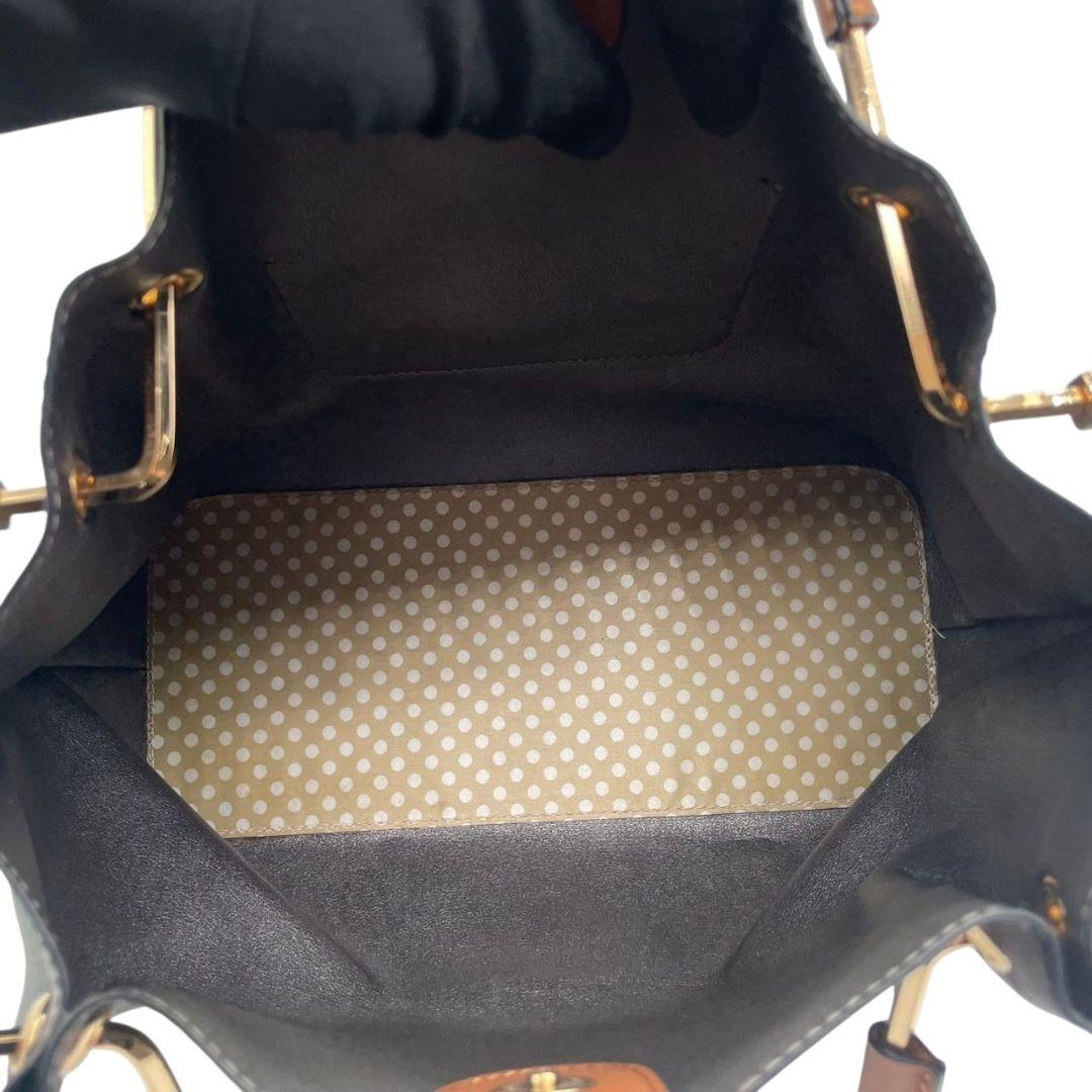 美品 ハンドバッグ 黒 A4収納 バイカラー レザー 本革 T1 トートバッグ ゴールド金具 ブラック ブラウン