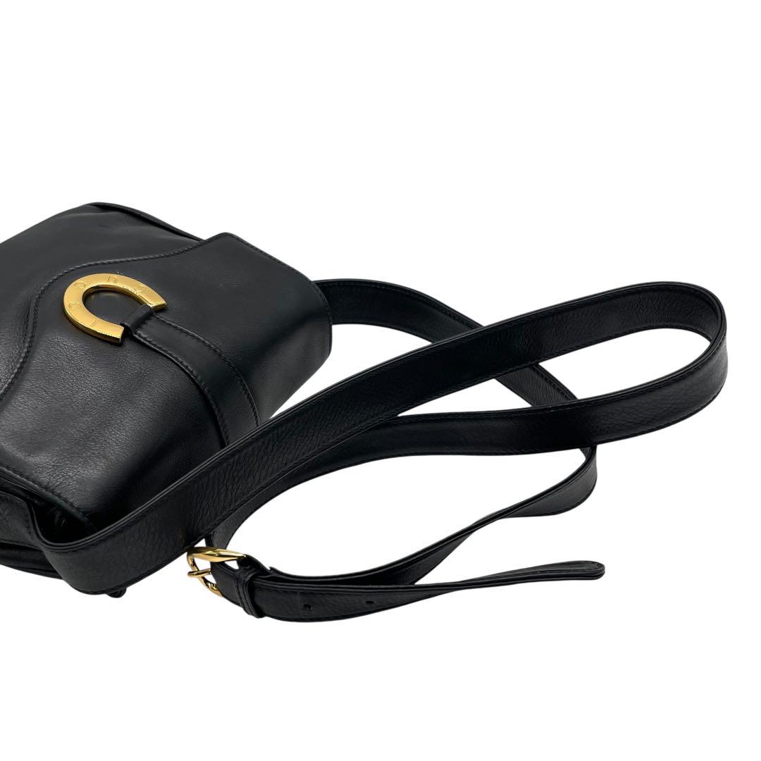 グッチ ショルダーバッグ ブラック ホースシュー ヴィンテージ 斜め掛け クロスボディー D2 フラップ ゴールド金具 刻印 コンパクト オールドグッチ GUCCI レザー レディース バッグ