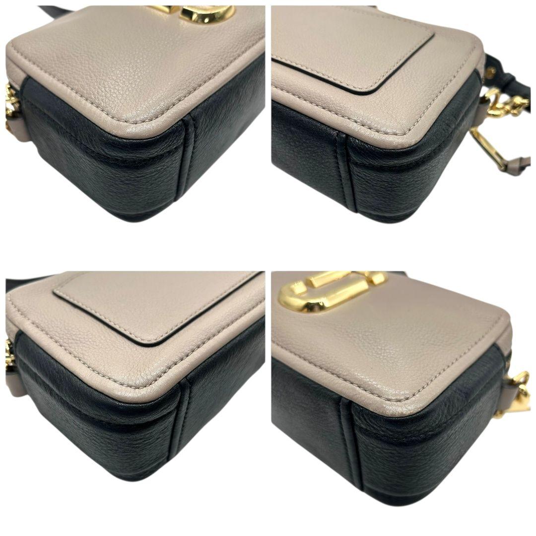 美品 マークジェイコブス ショルダーバッグ グレー ブラック 黒 スナップショット レザー 本革 斜め掛け可 自立可 ダブルJロゴ カメラバッグ ゴールド金具 本物保証 鑑定済 オシャレ MARC JACOBS s44