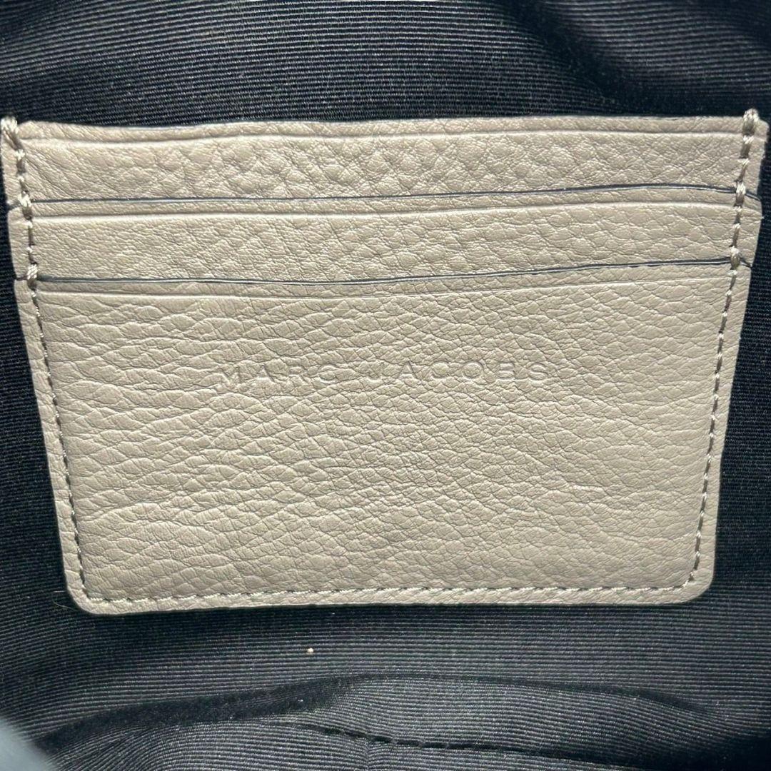 美品 マークジェイコブス ショルダーバッグ グレー ブラック 黒 スナップショット レザー 本革 斜め掛け可 自立可 ダブルJロゴ カメラバッグ ゴールド金具 本物保証 鑑定済 オシャレ MARC JACOBS s44