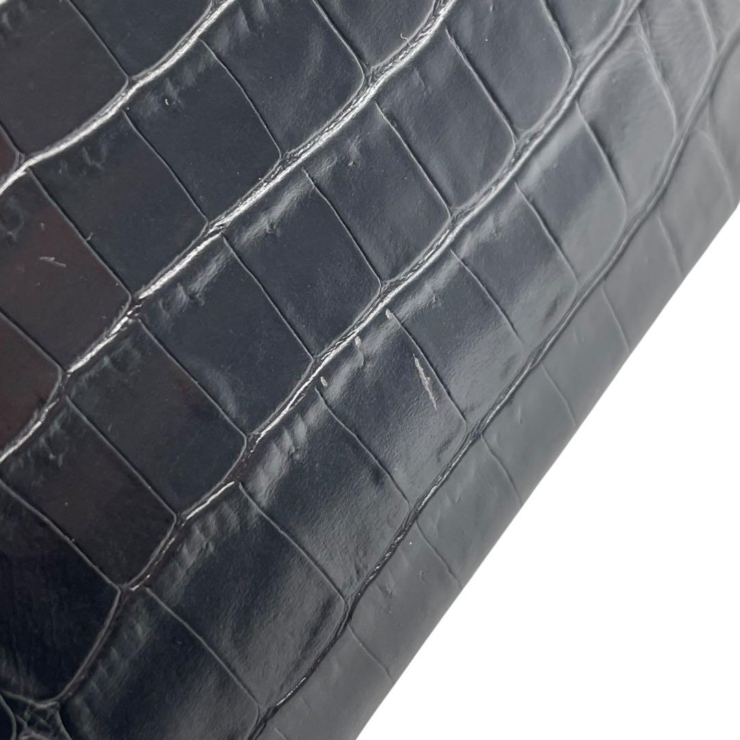 フェラガモ ハンドバッグ ヴァラリボン 型押し フラップ レザー 自立型 コンパクト ゴールド金具 ロゴ刻印 レディース Salvatore Ferragamo s87