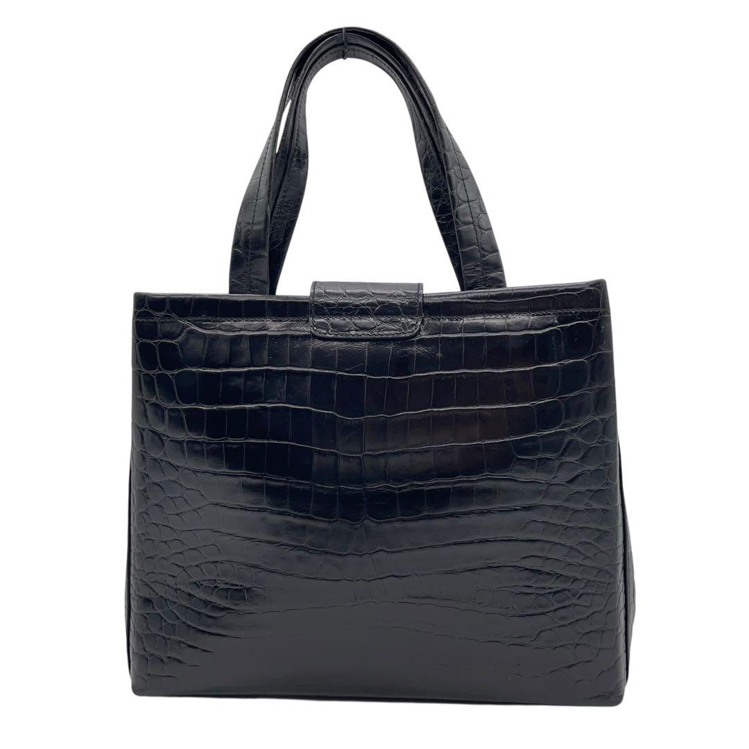 フェラガモ ハンドバッグ ヴァラリボン 型押し フラップ レザー 自立型 コンパクト ゴールド金具 ロゴ刻印 レディース Salvatore Ferragamo s87