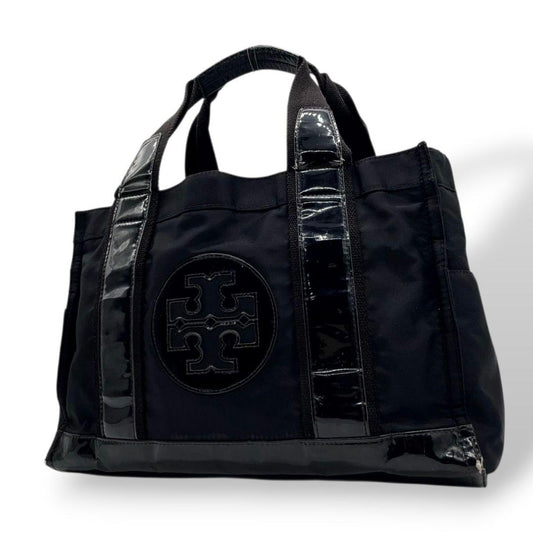 トリーバーチ TORY BURCH トートバッグ 黒 ブラック デカロゴ ナイロン エナメル ワンショルダー 肩掛け可 ハンドバッグ T1 レディース