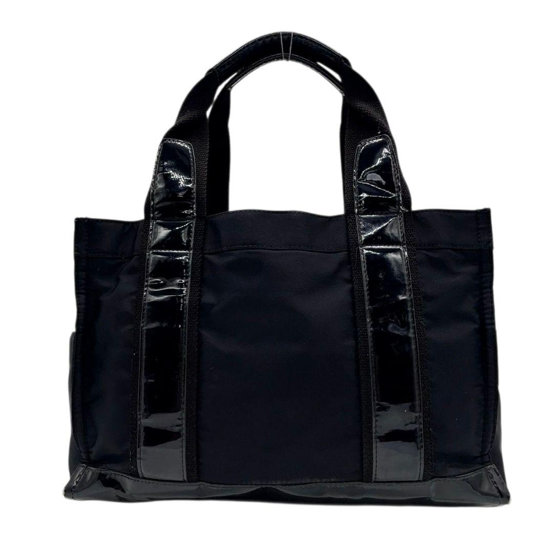 トリーバーチ TORY BURCH トートバッグ 黒 ブラック デカロゴ ナイロン エナメル ワンショルダー 肩掛け可 ハンドバッグ T1 レディース