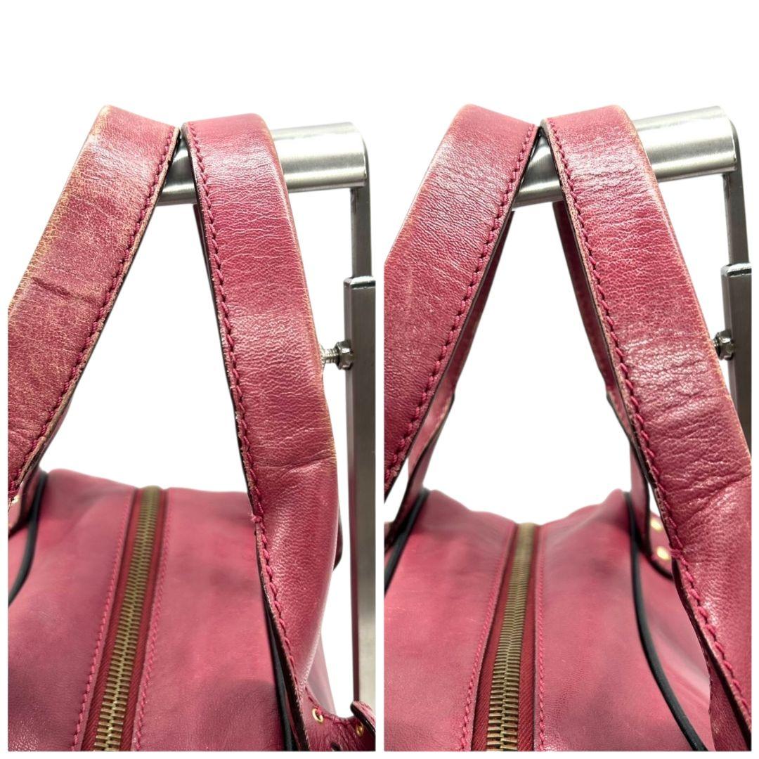 マークジェイコブス ハンドバッグ 赤 レッド キルティング スタッズロゴ レザー 本革 ミニボストン トートバッグ ワンショルダー 肩掛け可 ゴールド金具 MARC JACOBS s38