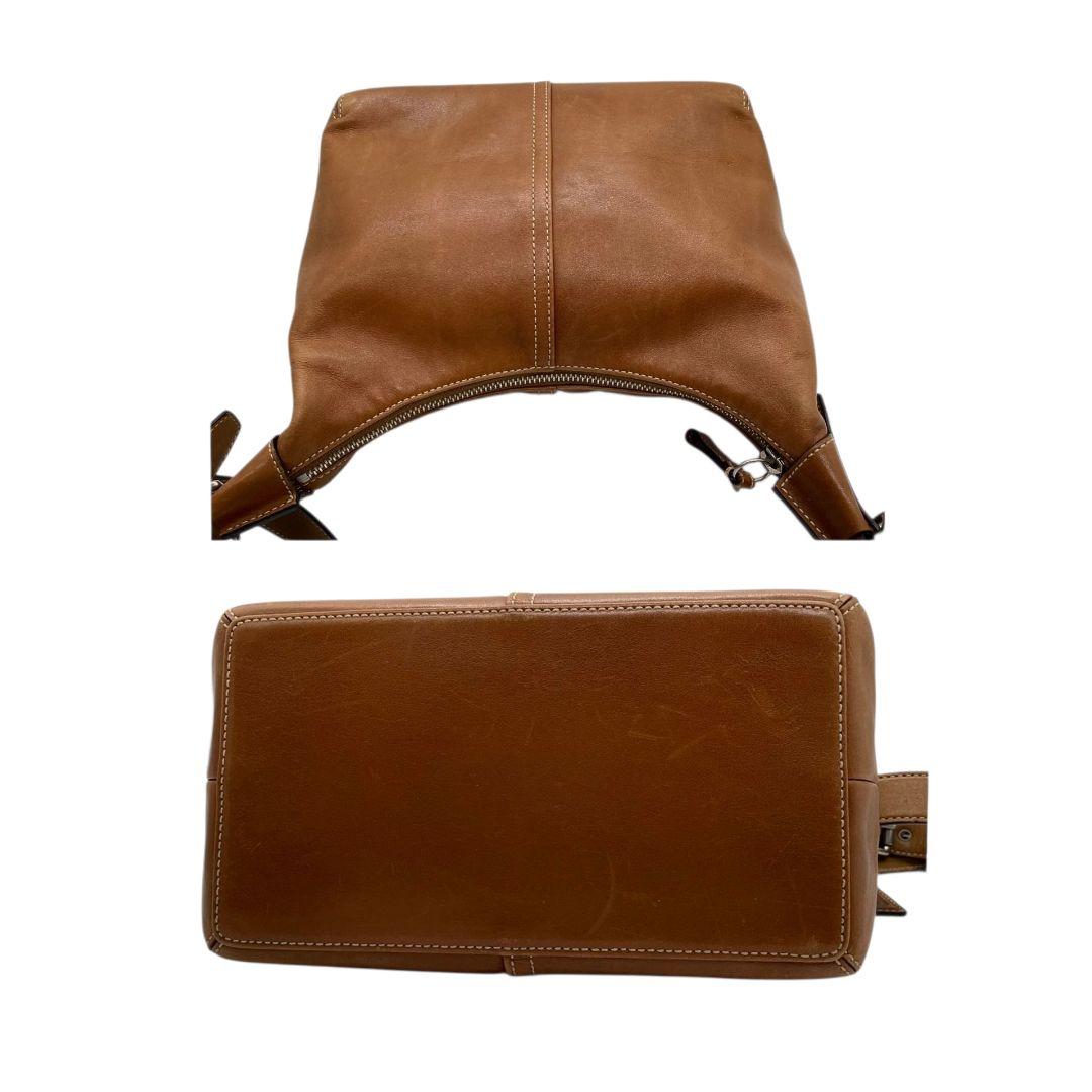 コーチ　ショルダーバッグ　茶　ホーボー　斜め掛け可　レザー　本革　T7　COACH　シルバー金具　9566　ブラウン