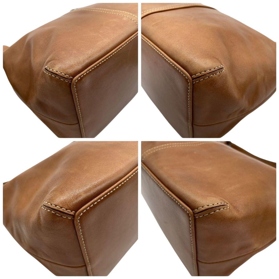 コーチ　ショルダーバッグ　茶　ホーボー　斜め掛け可　レザー　本革　T7　COACH　シルバー金具　9566　ブラウン