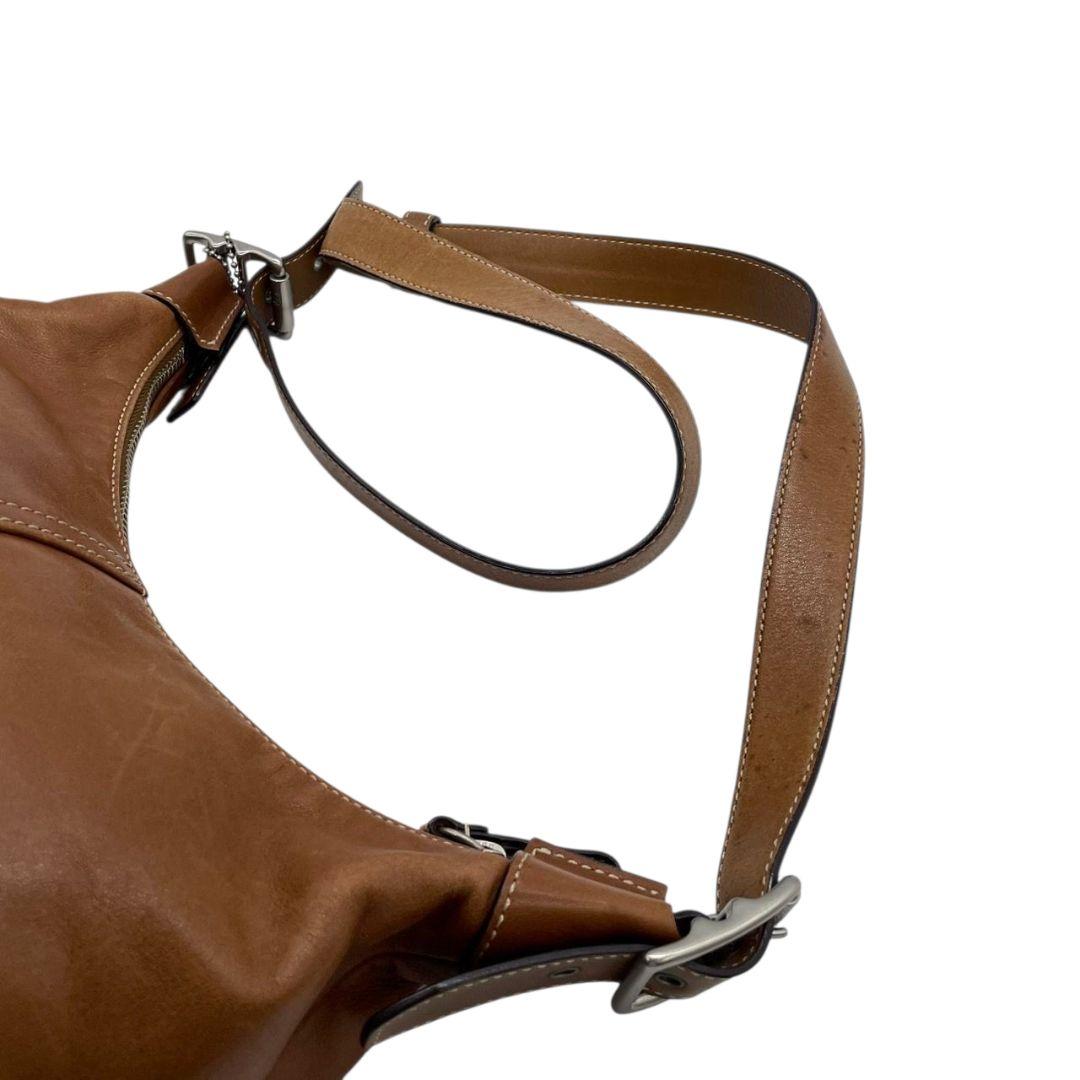 コーチ　ショルダーバッグ　茶　ホーボー　斜め掛け可　レザー　本革　T7　COACH　シルバー金具　9566　ブラウン