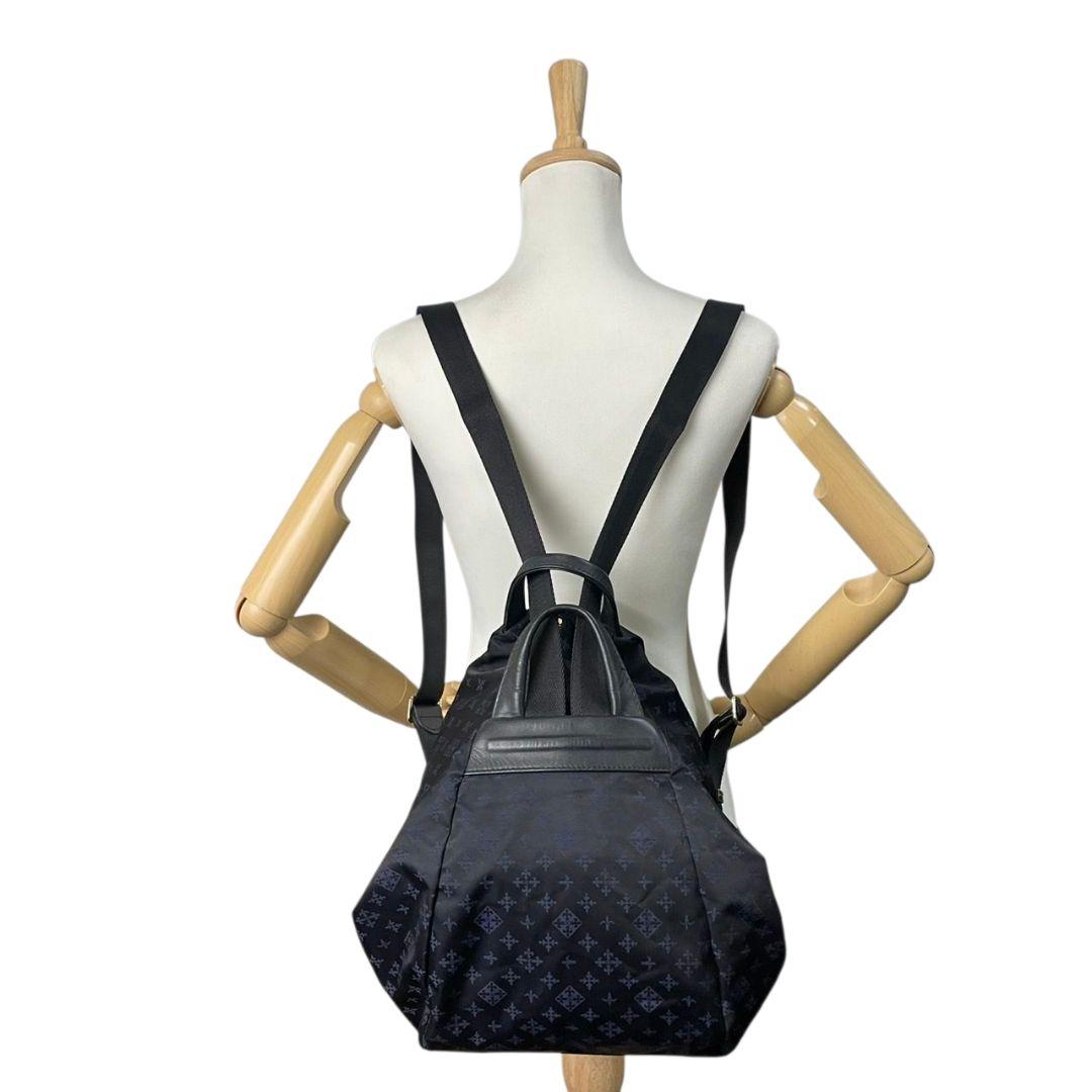 美品 ラシット バックパック 黒 ブラック モノグラム 総柄 ナイロン レザー 本革 リュック ゴールド金具 軽量 通勤 通学 s20 russet