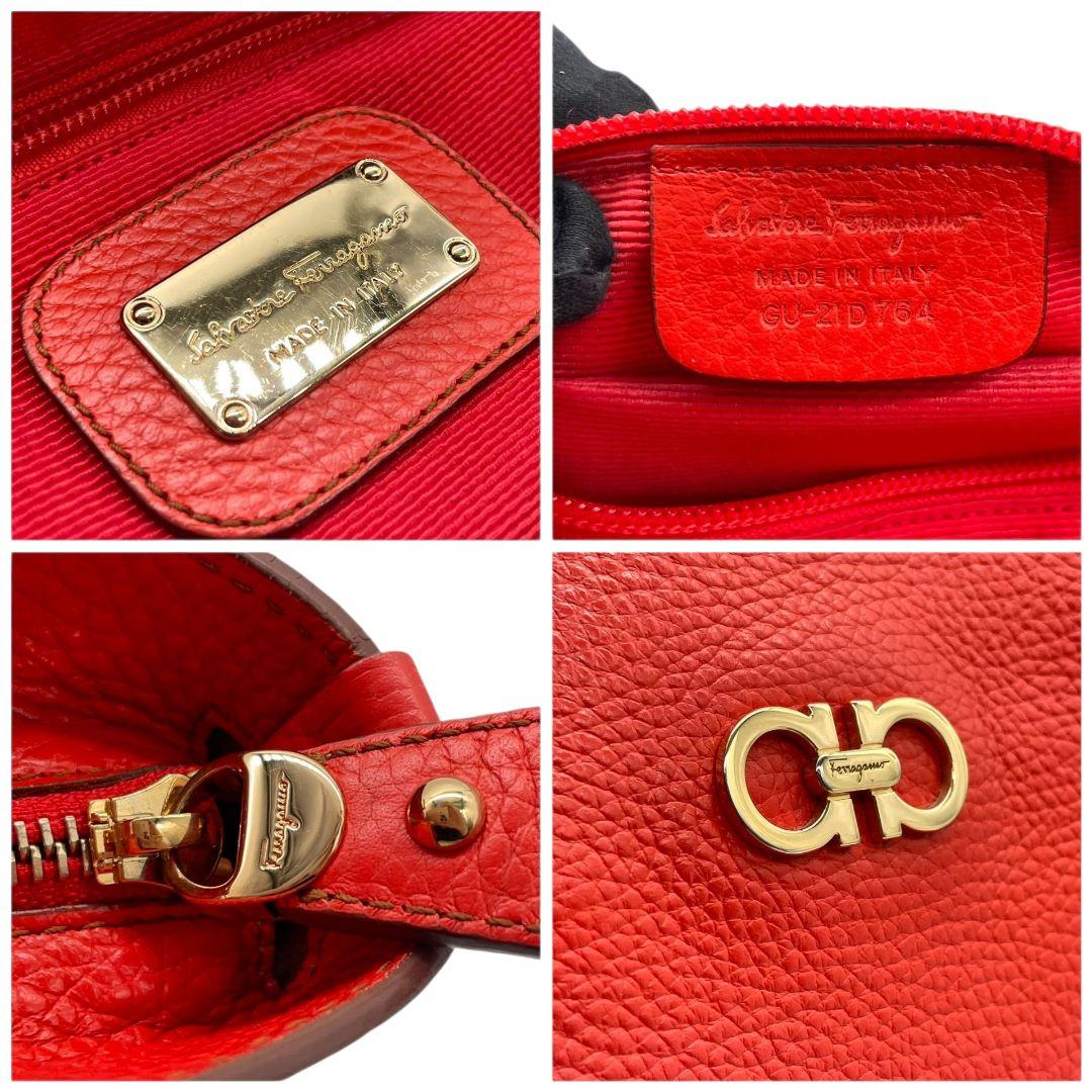 フェラガモ トートバッグ 赤 ダブルガンチーニ ゴールド金具 レザー ハンドバッグ 本革 レッド Salvatore Ferragamo s46