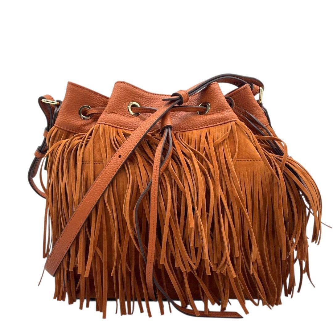 サマンサベガ ショルダーバッグ オレンジ ブラウン 茶 フリンジ 巾着 斜め掛け可 スウェード レザー 本革 ゴールド金具 チャーム付き ロゴ s16 Samantha Vega