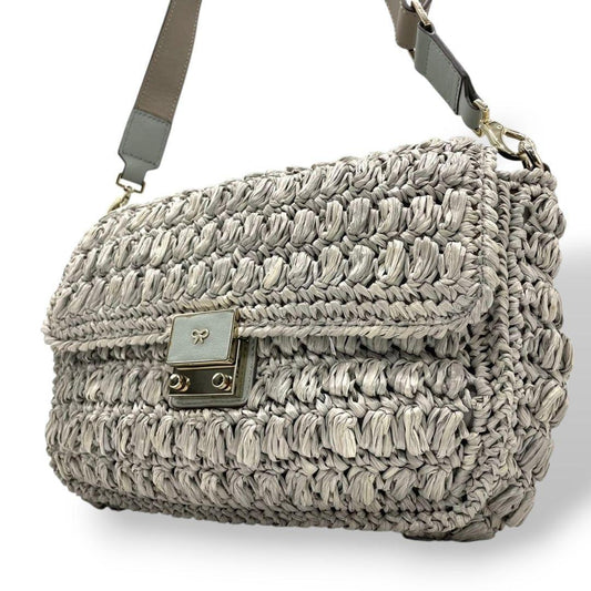 アニヤハインドマーチ ANYA HINDMARCH ショルダーバッグ グレージュ 灰 カゴ 編み込み リボン フラップ 斜め掛け可 自立可 ゴールド金具 ターンロック s81