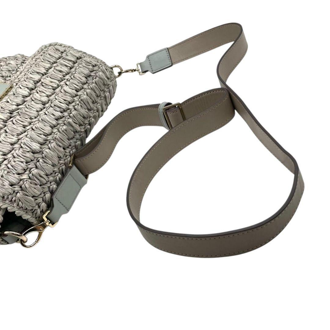 アニヤハインドマーチ ANYA HINDMARCH ショルダーバッグ グレージュ 灰 カゴ 編み込み リボン フラップ 斜め掛け可 自立可 ゴールド金具 ターンロック s81