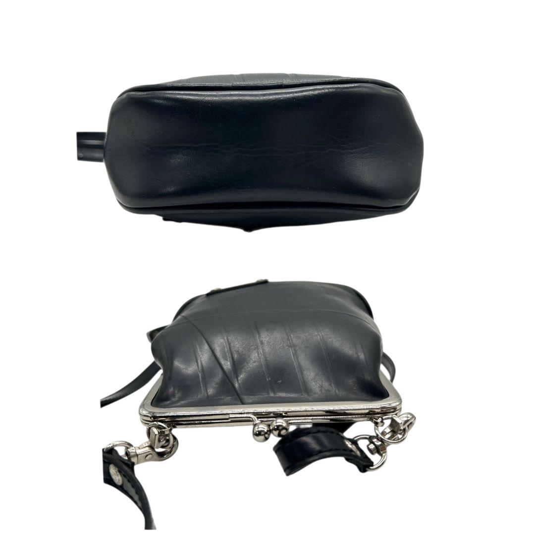 シール ショルダーバッグ 黒 ブラック がま口 レザー 本革 斜め掛け可 ロゴプレート シルバー金具 シンプル 高級感 SEAL s62